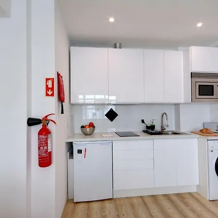 Bairro Azul - Av. Ressano Garcia דירה *