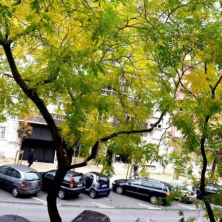 Bairro Azul - Av. Ressano Garcia Lägenhet *